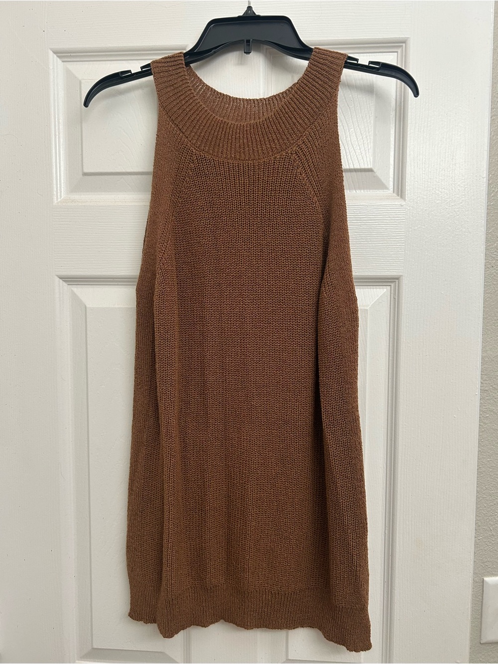 Women's Sleeveless Knit Tank Top - Brown